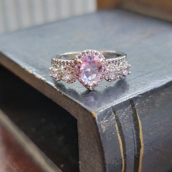 Elegant Rhodium-Plated Size 9 Twisted Band Ring with Simulated Amethyst - Picture 5 of 11